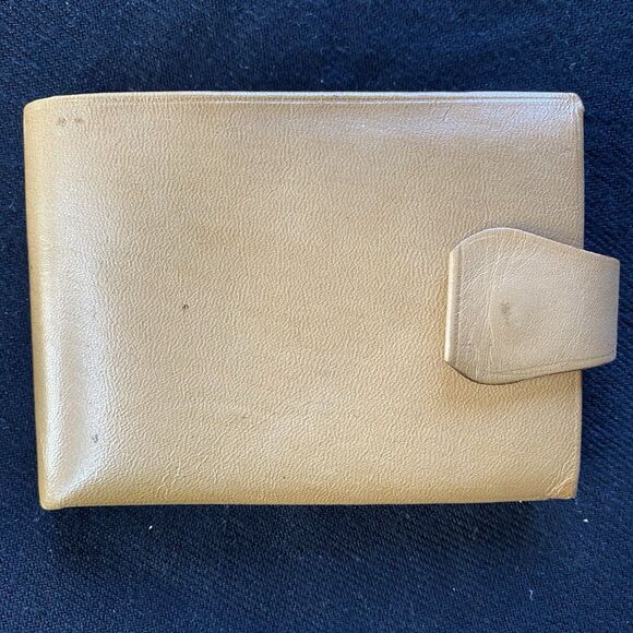 Vintage Tan Leather Bifold Wallet. Snap Closure. New But With Blemish. USA. - Picture 1 of 15